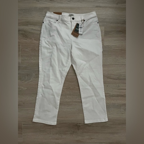 L.L. Bean Denim - NWT L.L. Bean Women's True Shape Jeans, High-Rise Slim-Leg Ankle White - 14P